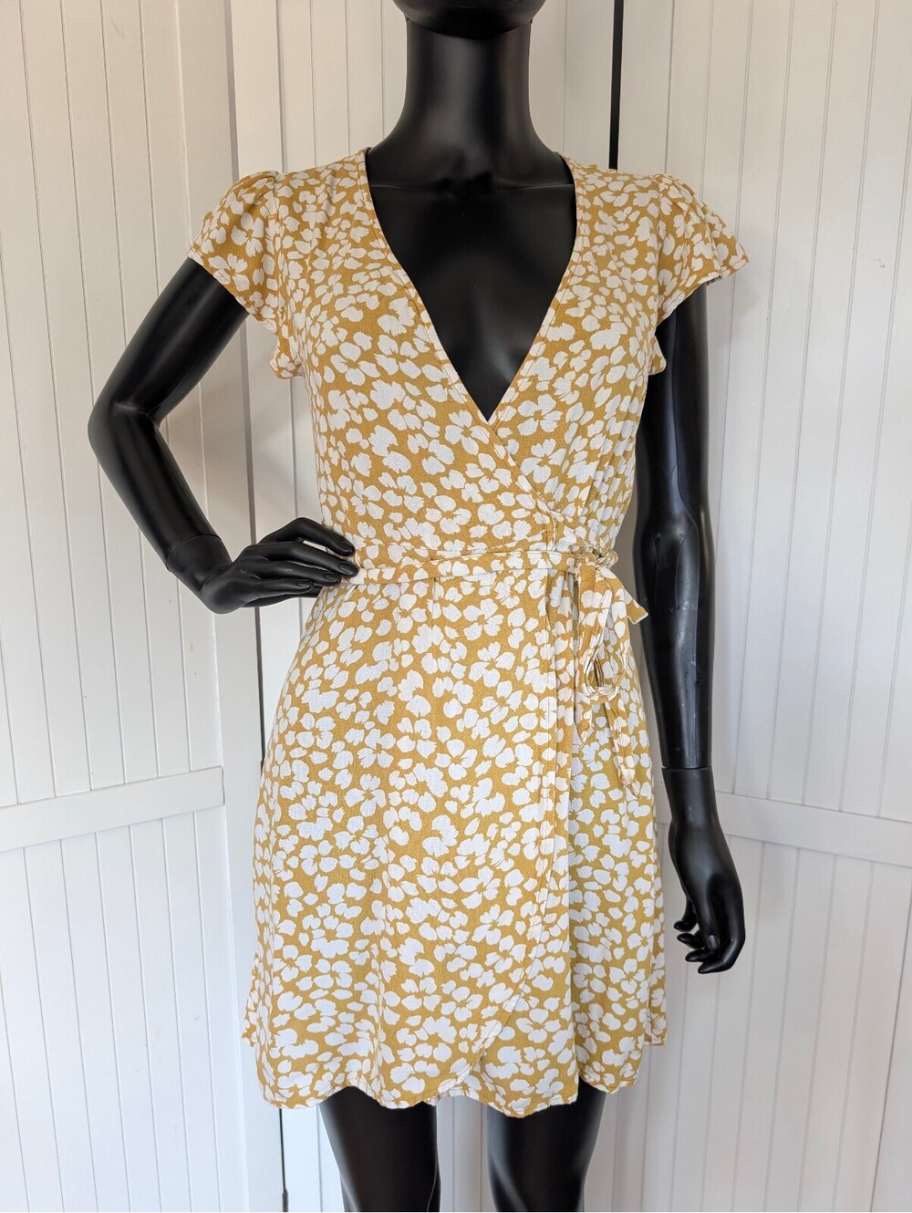 Aerie Floral Wrap Mini Dress XS Mustard Yellow White Flutter Sleeve V Neck
